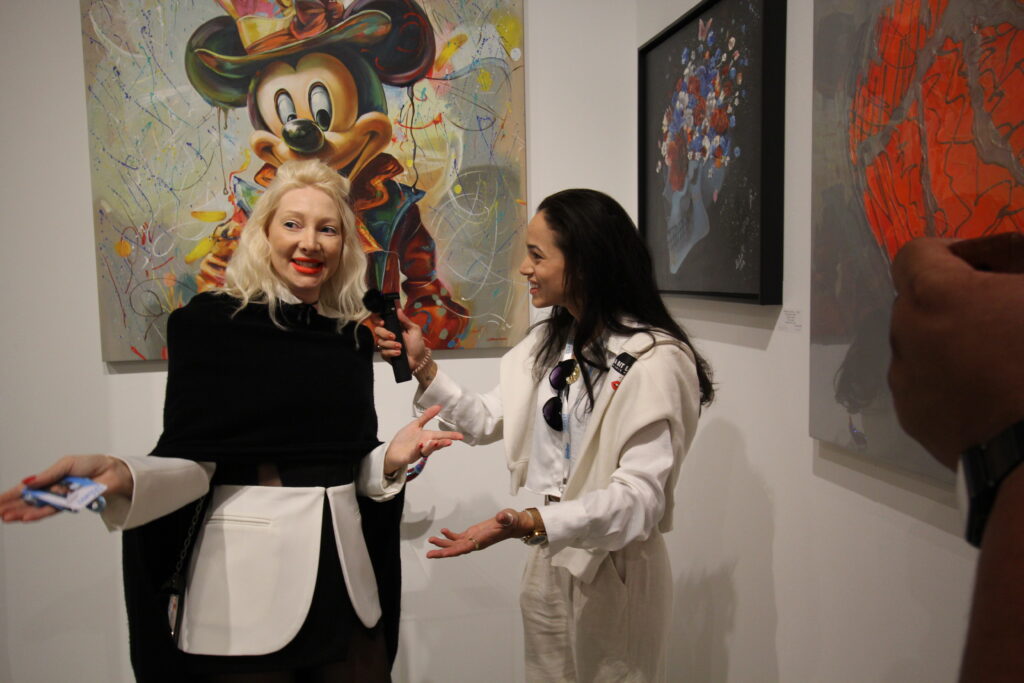 Lindsay (Galerie Degreze): Lindsay shared her journey of integrating European artistic traditions with contemporary Miami influences, creating works that evoke both nostalgia and modern vibrancy. Website: Galerie Degreze
