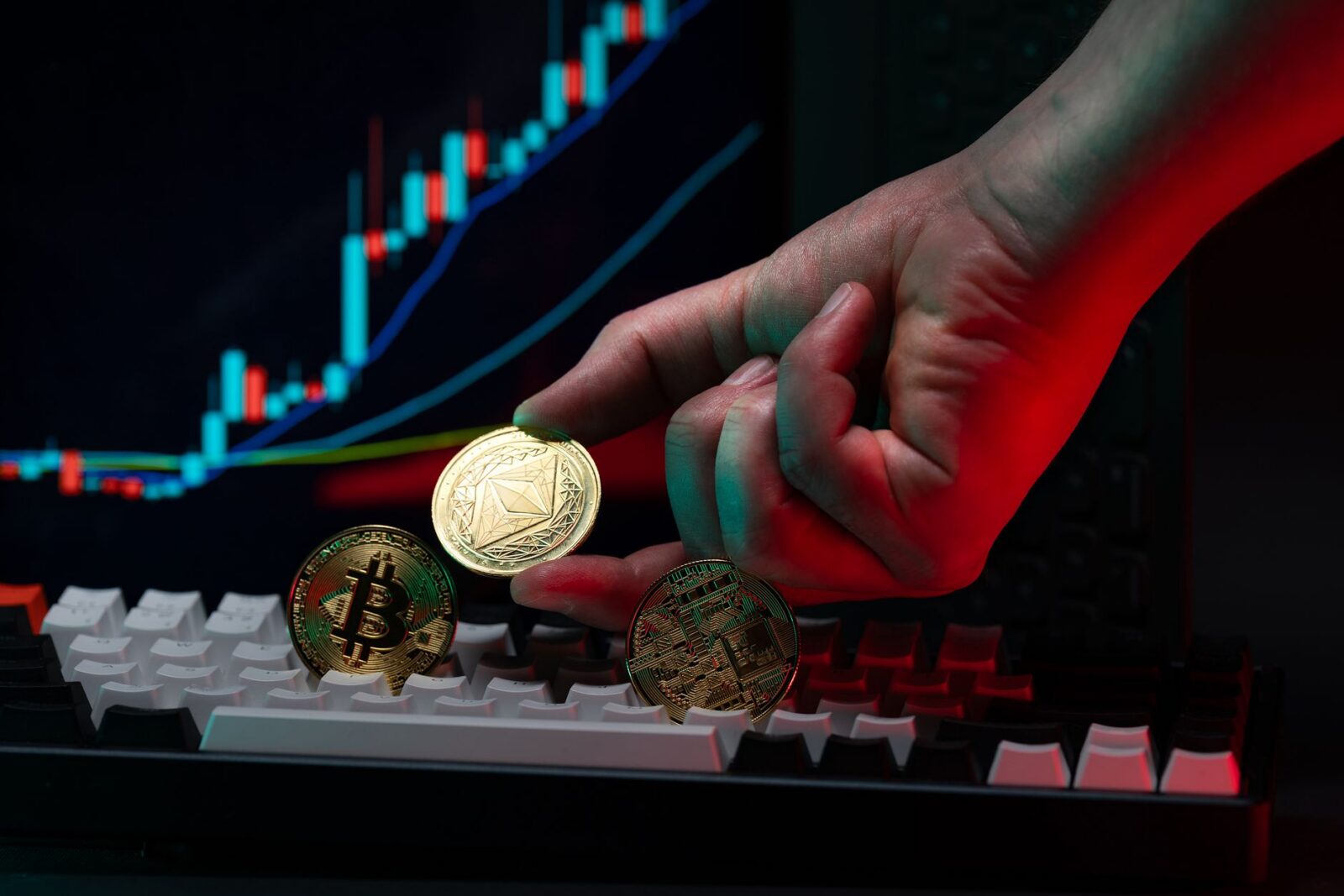 Bitcoin Holds Steady Above $73,000 As CME Launches Continuous Crypto Futures Trading