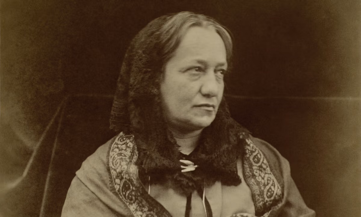 Pioneering British photographer Julia Margaret Cameron honoured with a blue plaque in London