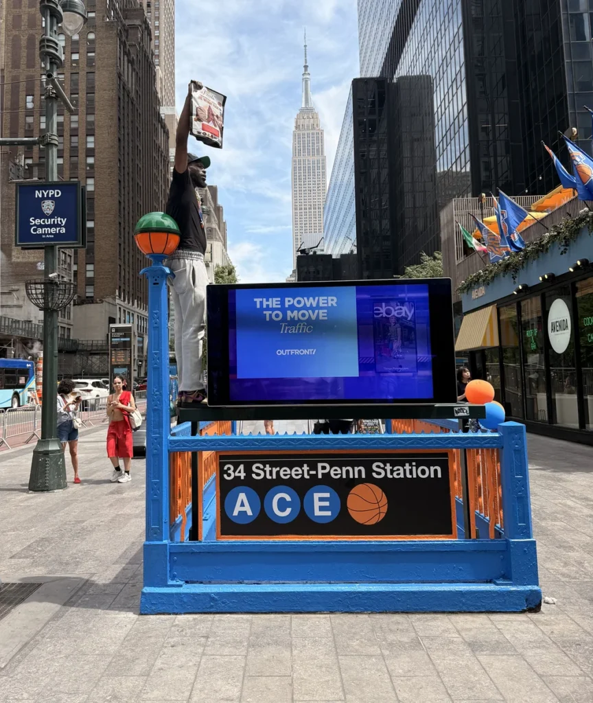 A trip to the center of Knicks merch mania