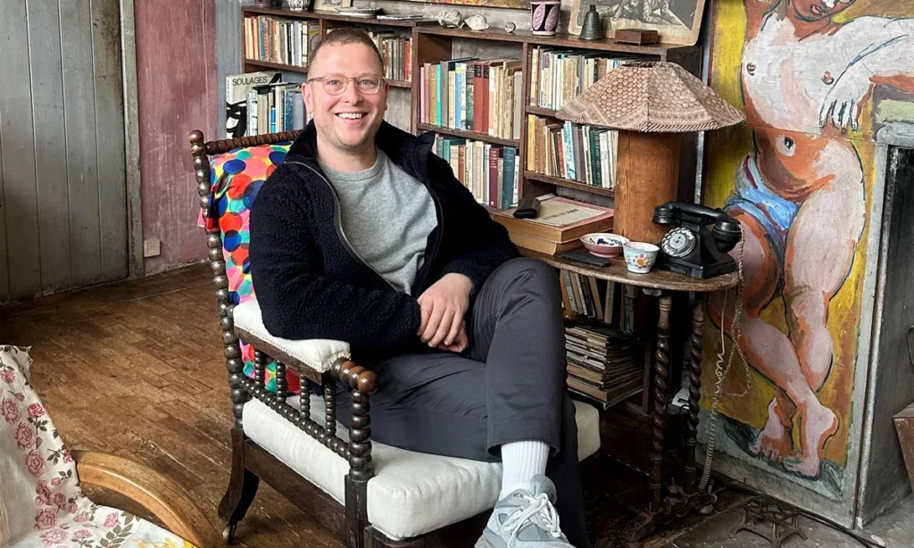 Call my agent: why artist management companies are making a comeback