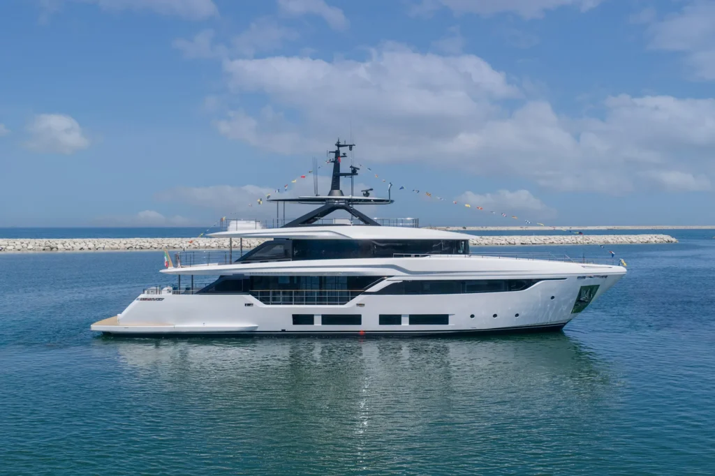 Custom Line Launches First Navetta 35