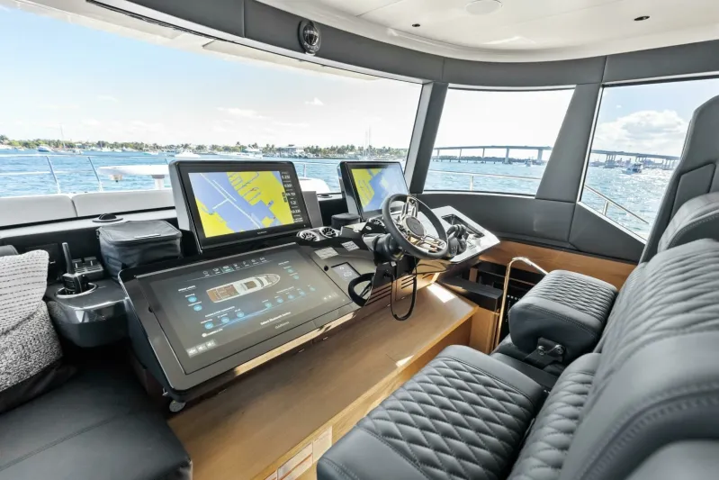 For Sale: Absolute 75 Navetta