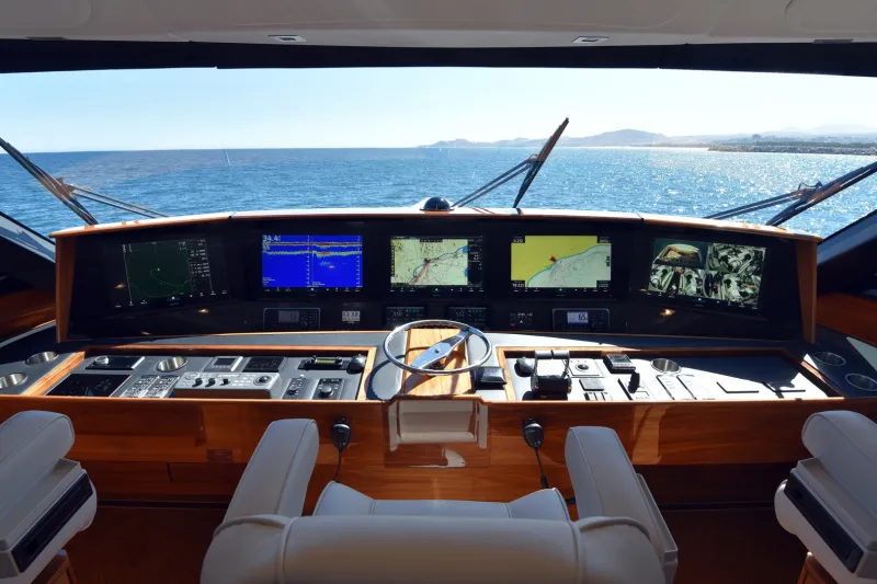 For Sale: Viking 90 Skybridge