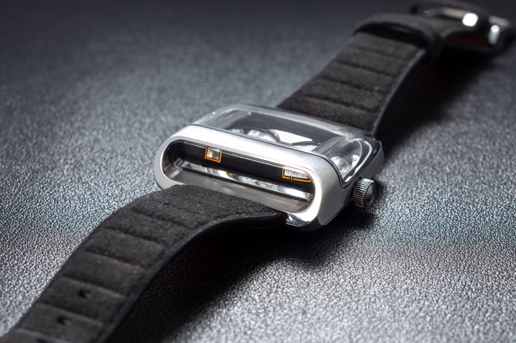Introducing: Amida Digitrend OSII Black – Now With Lume (Live Pics)