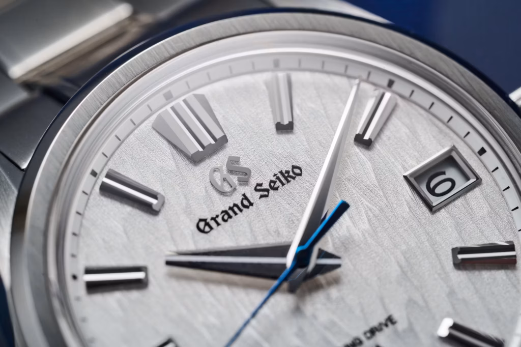 Introducing: Grand Seiko Updates The Core Evolution 9 Collection With Tapered Bracelets And Micro-Adjustment Clasps (Live Pics)