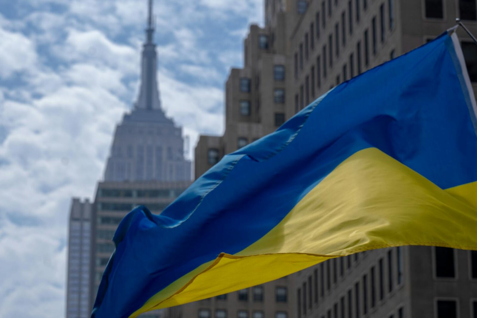 Zelensky Urges Increased US Military Support Amidst Ongoing Conflict