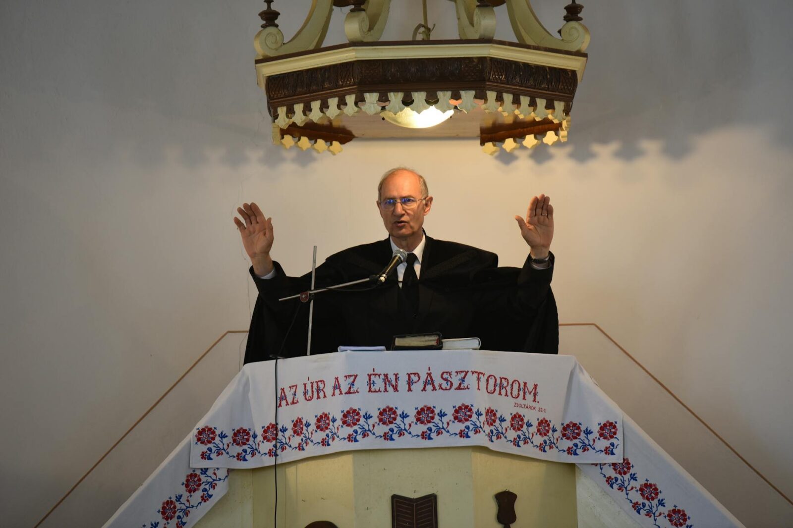Latvia's Prime Minister Resigns Following Ukraine Russia Drone Incidents