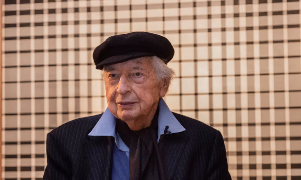 Remembering Julio Le Parc, a pioneer of kinetic art