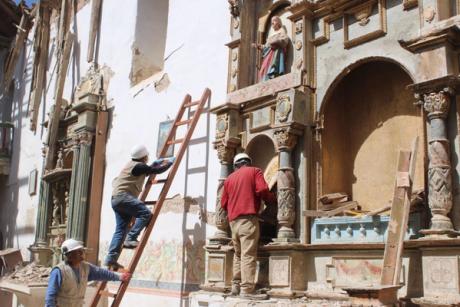 Earthquake damages 16th-century church in Peru