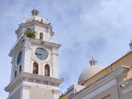 Experts blame extensive earthquake damage in Venezuela on decades of government neglect
