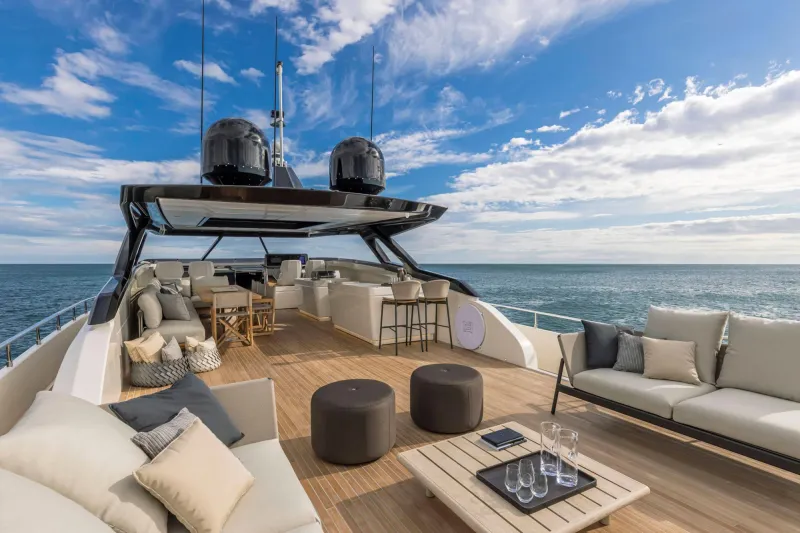 For Sale: Ferretti 1000