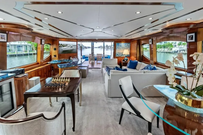 For Sale: Hatteras 80 Motor Yacht