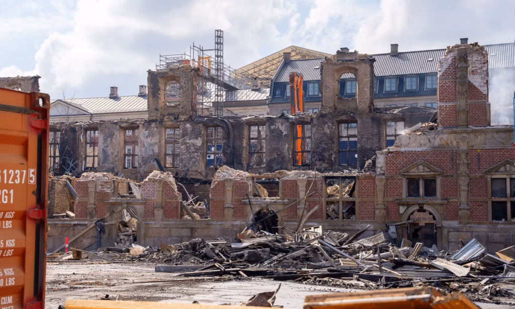 Lessons from Notre-Dame inform reconstruction of Copenhagen Stock Exchange building