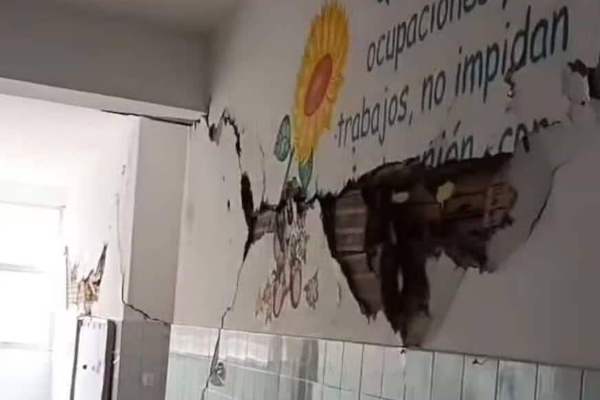 “Dejé de ser la profesora que era”: la educación en el limbo, otro costo del doble terremoto