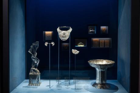 Egyptian queen’s 673-diamond necklace stolen from Vienna museum in brazen daytime heist