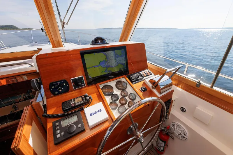 For Sale: Grand Banks 38 Eastbay HX