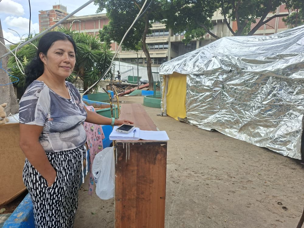 “Llovía, se cayeron las carpas y no había luz”, damnificados en  Altagracia y la réplica sísmica