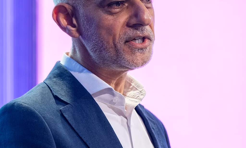 London mayor Sadiq Khan calls for city's public museums to remain free to enter