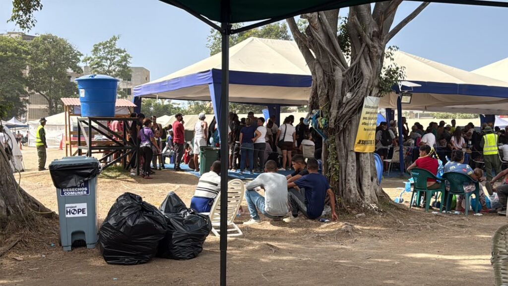 Menos insumos, poca luz y rescates inconclusos marcan la vida en refugio de Caraballeda
