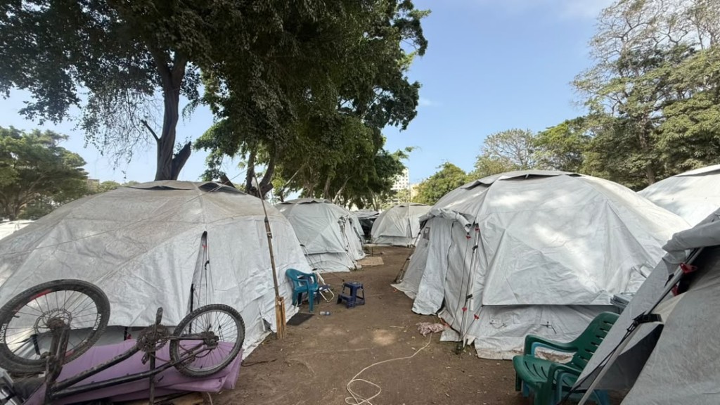 Menos insumos, poca luz y rescates inconclusos marcan la vida en refugio de Caraballeda