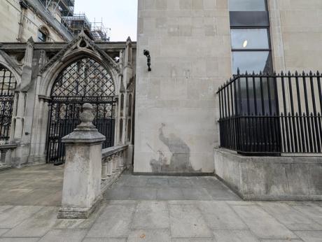 UK Ministry of Justice spent more than £85,000 removing Banksy mural from the Royal Courts of Justice