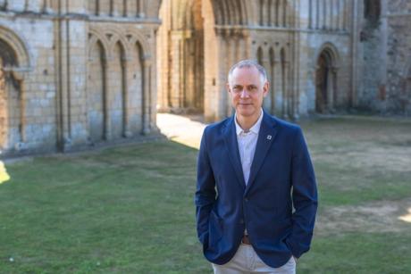 V&A deputy director Tim Reeve departs to lead English Heritage