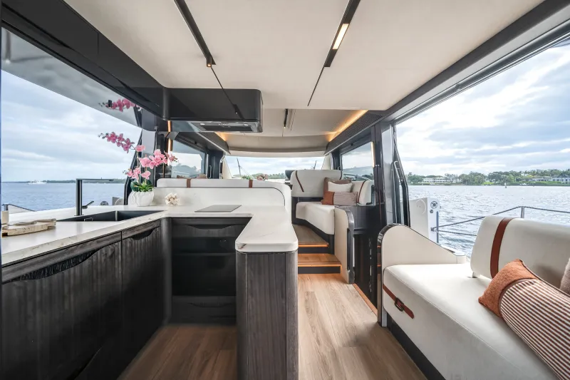 Galeon 520 Fly Reviewed