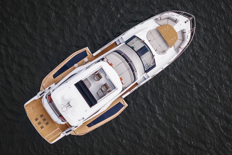 Galeon 520 Fly Reviewed