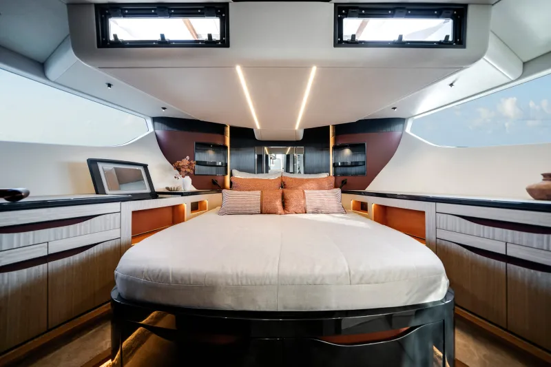Galeon 520 Fly Reviewed