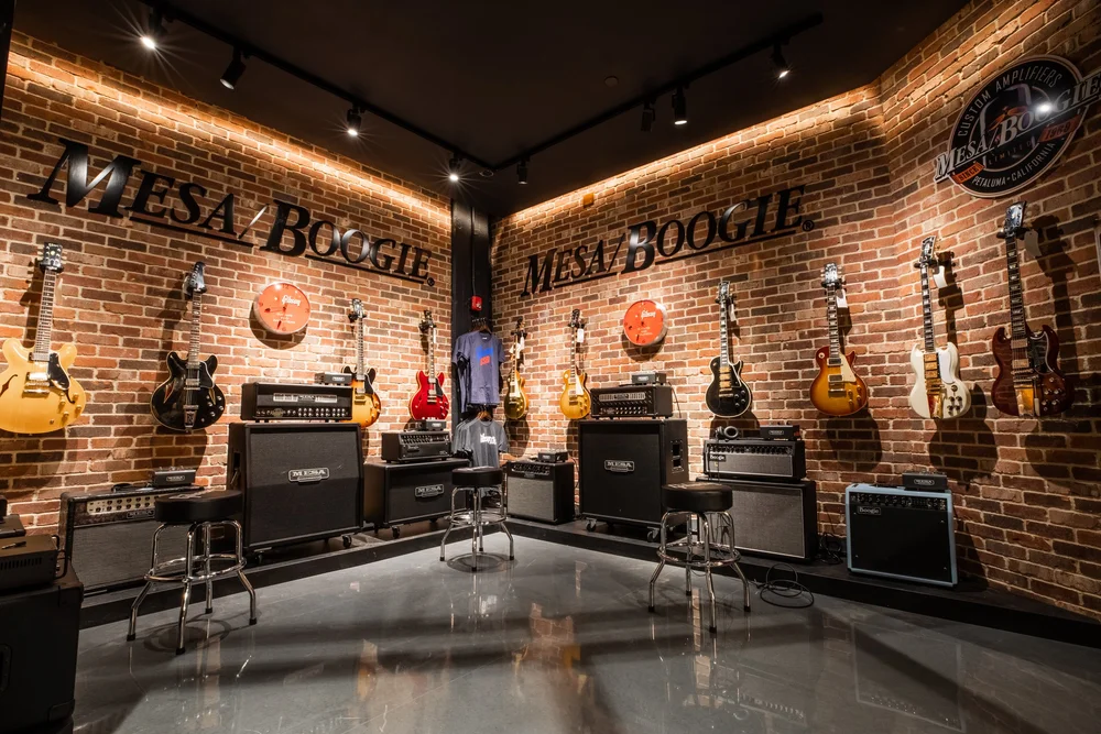 Gibson Garage Miami Opens September 10 in Wynwood With 500+ Guitars, Live Music and First U.S. Gibson Gallery