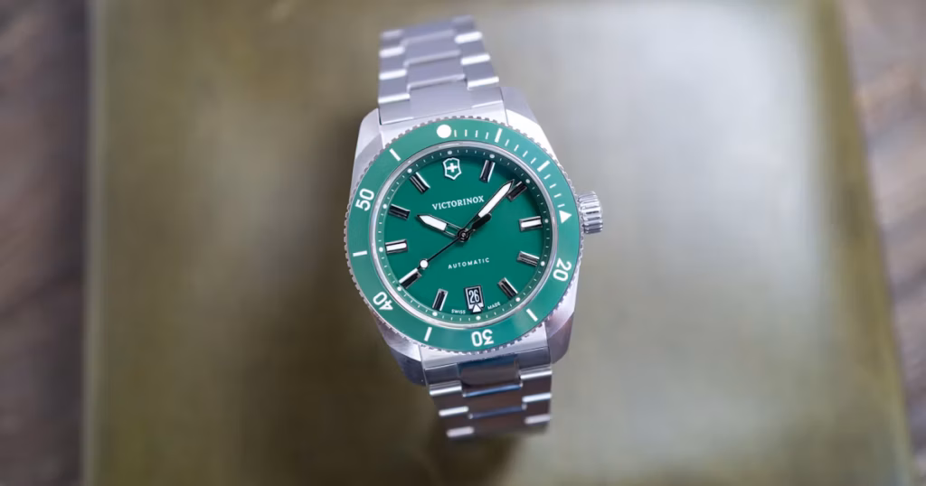 Introducing: Victorinox Maverick (Live Pics)
