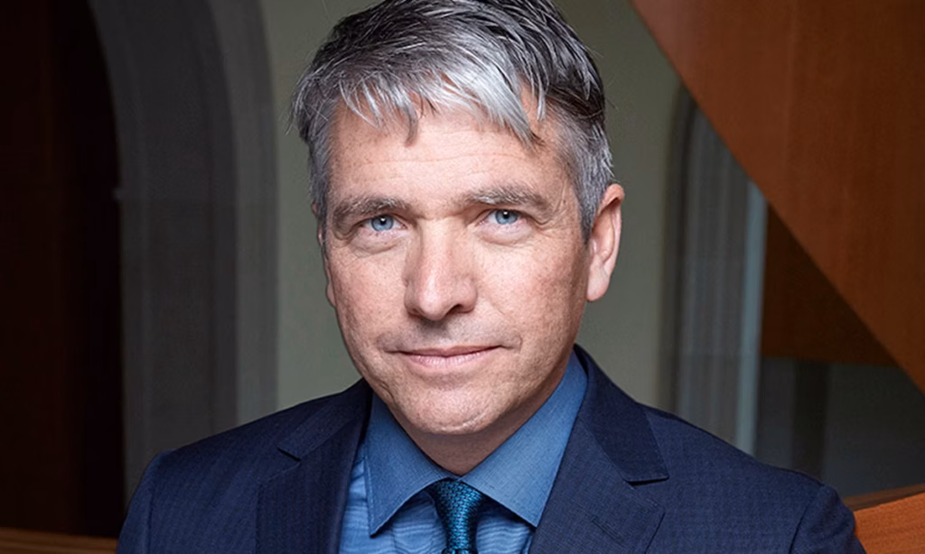 Leader of the Art Gallery of Ontario will step down after a decade at the helm