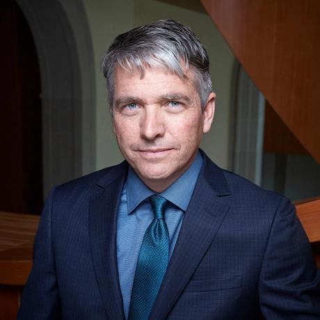 Leader of the Art Gallery of Ontario will step down after a decade at the helm