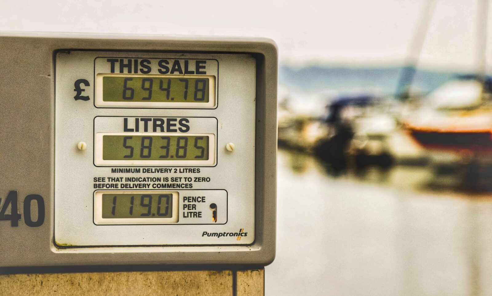 Brent Crude Oil Prices Surge Above $105 Amid U.S.-Iran Tensions