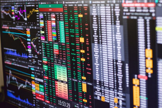 Nasdaq Hits Intraday Record High as Tech Stocks Regain Footing