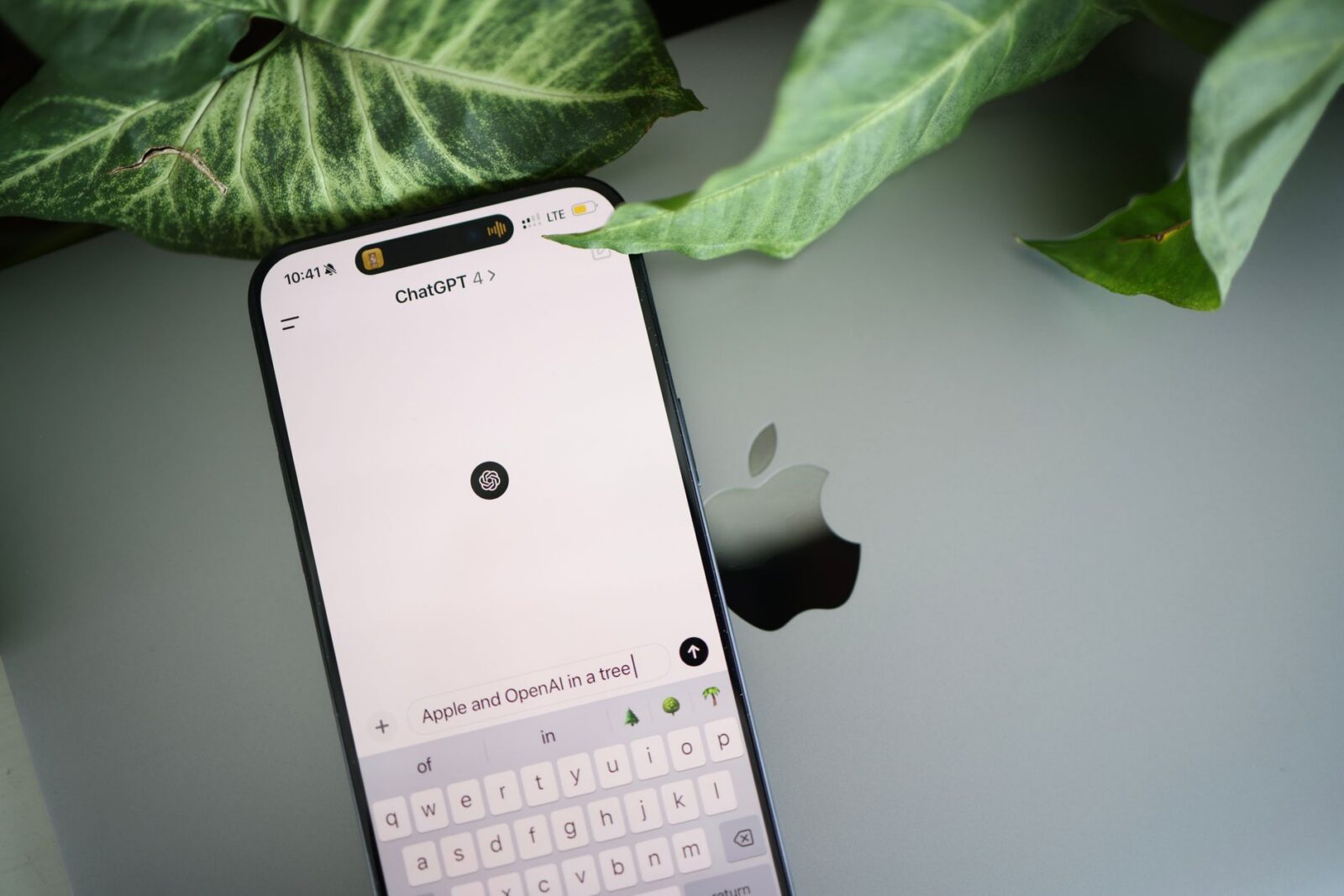Apple Unveils 'Personal Hub' AI Strategy, Signaling a New Era in Home Technology