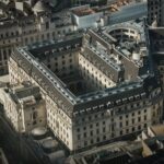Bank of England Diverges from Fed's Rate-Hike Strategy Amid Rising Inflation
