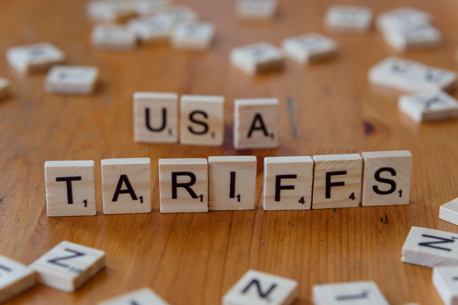 Trump Signs Sanctions Bill Threatening Up to 100% Tariffs on Russian Energy Imports