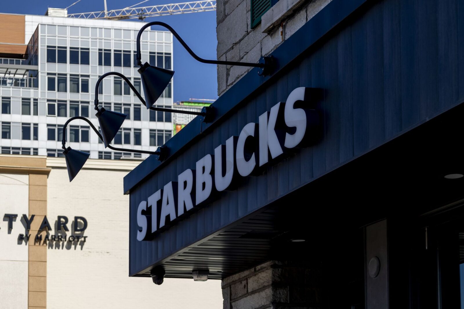 Starbucks to Close 250 Locations Amid Operational Shift
