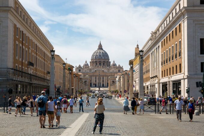 Pope Leo Warns of AI Threat to Humanity During France Visit