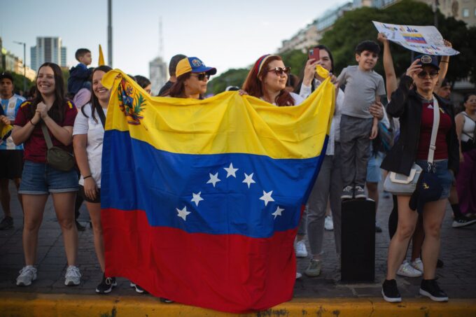 Shooting of Venezuelan Man by ICE in Austin Raises Concerns Over Immigration Policies