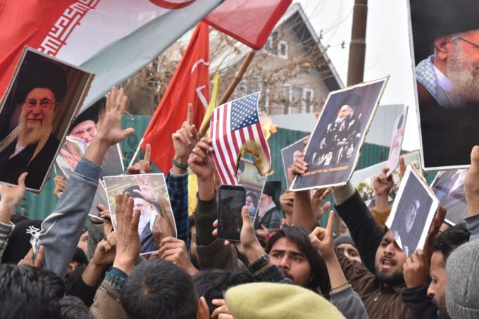 Trump Issues Stark Warnings to Iran Amid Escalating Tensions