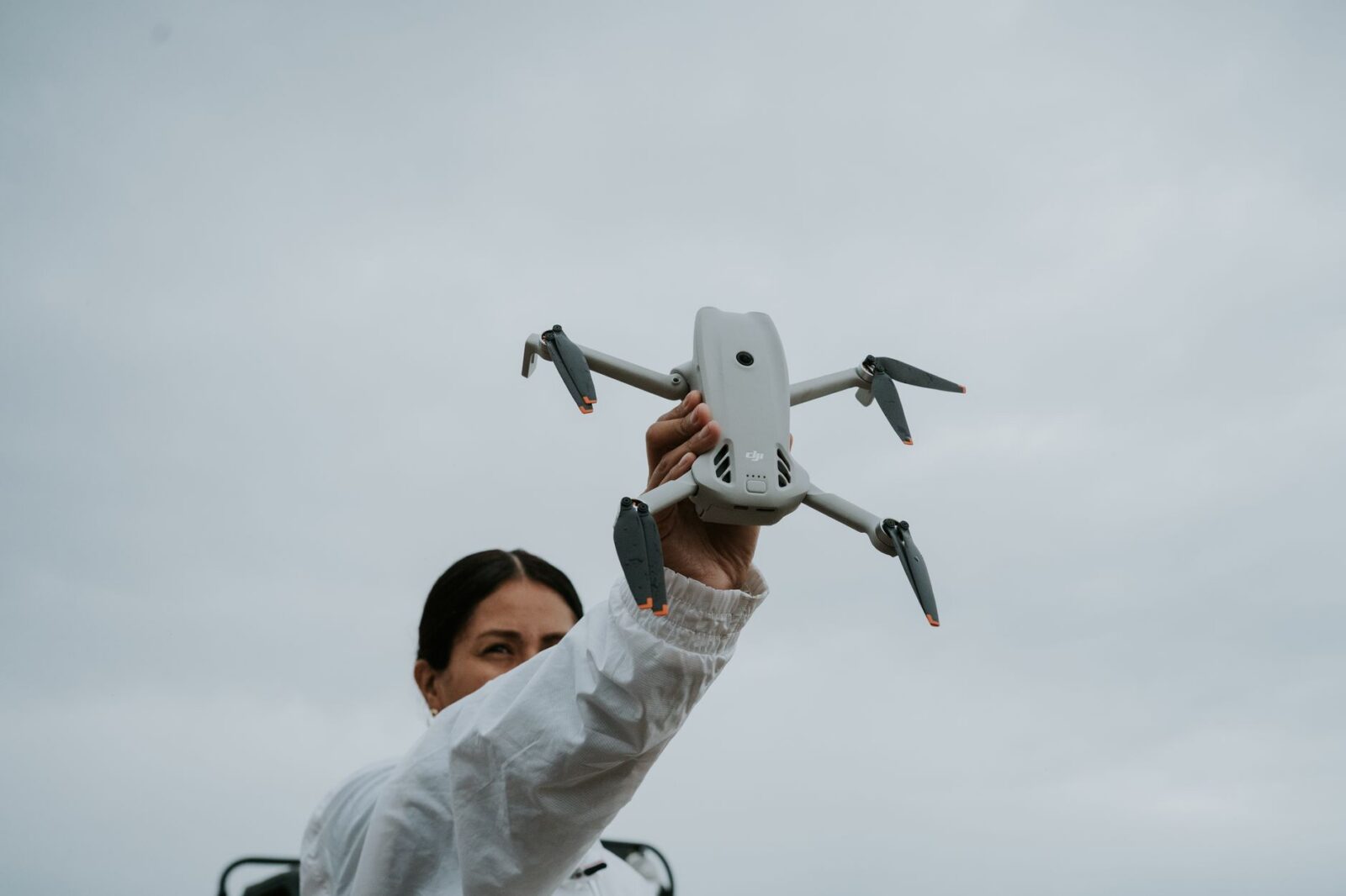 Ukraine Launches Largest Drone Attack on Moscow, Resulting in Three Deaths