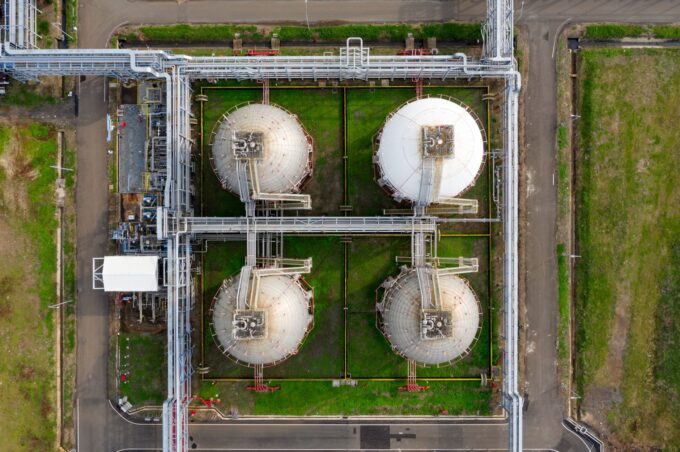Drone Attack on Moscow Oil Refinery Results in Two Fatalities