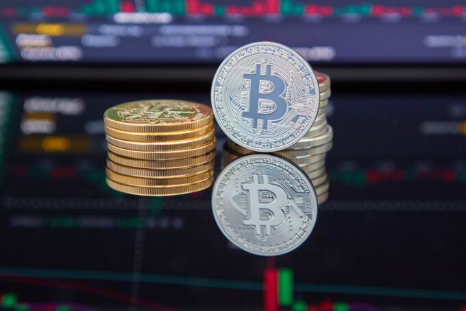 Bitcoin Surges to $80,000 Amidst Crypto Market Rally