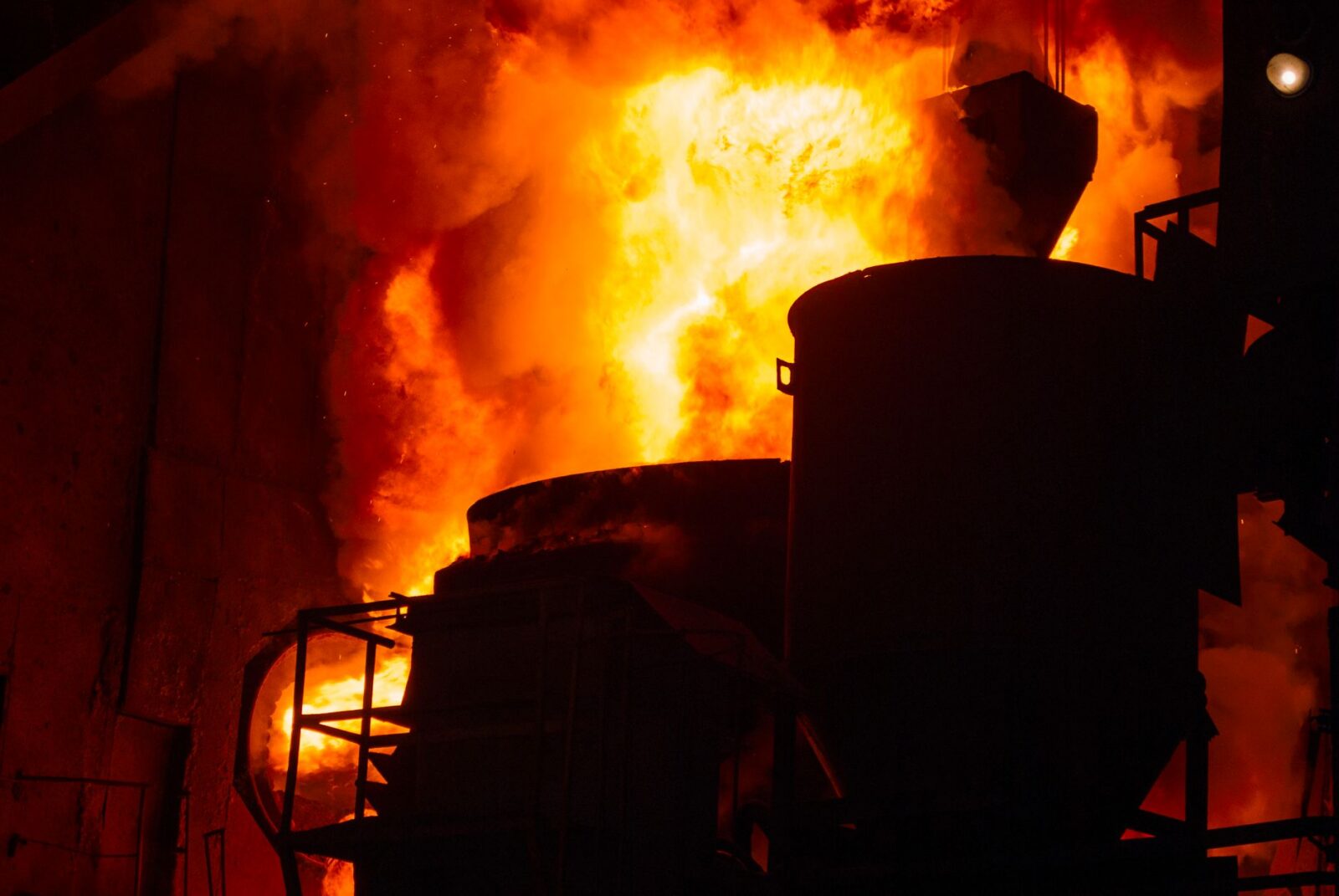 Japan Achieves 85% Ammonia Co-Firing in Naphtha-Cracking Furnace