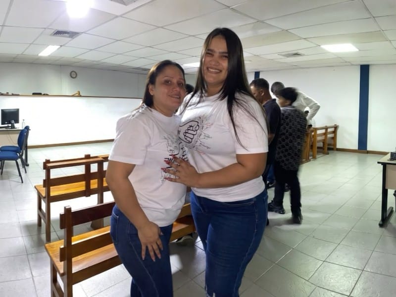 Salieron absueltas de prisión y 15 minutos después estaban de vuelta en el comando
