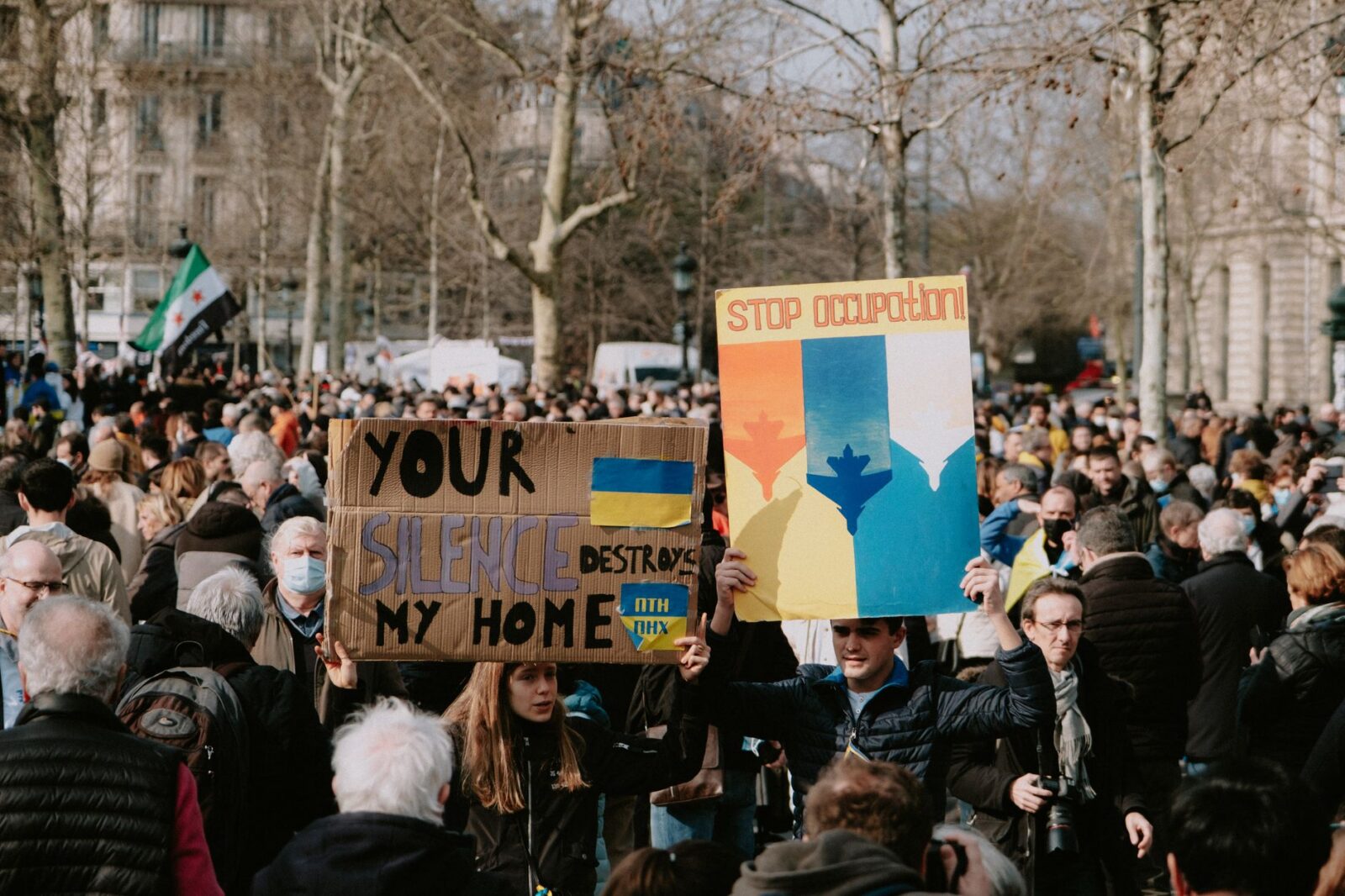 Violent Clashes During Student Protests Lead to Widespread School Closures in France