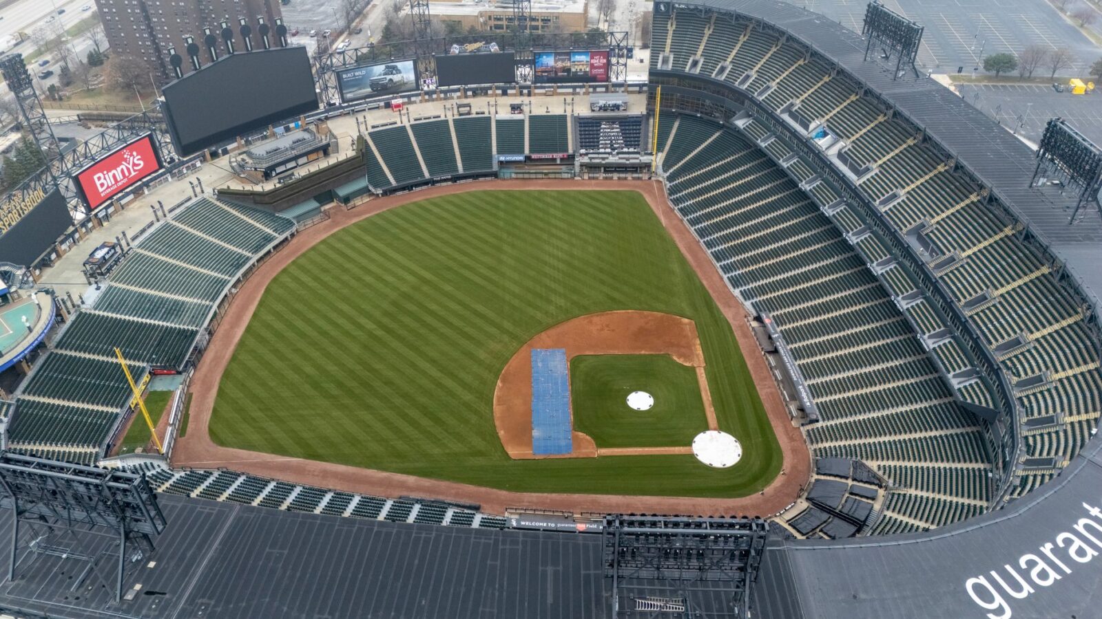 Infamous Midges Return During White Sox-Guardians ALDS Opener